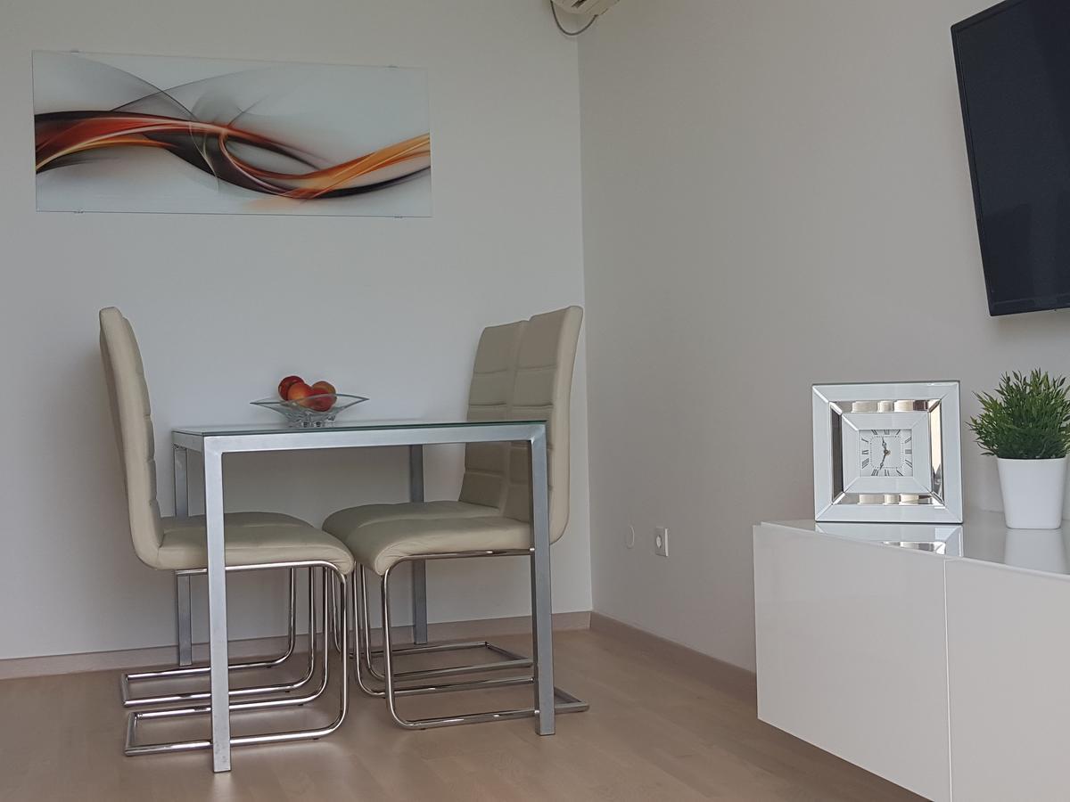 Apartments Petricevic Podstrana Exterior photo
