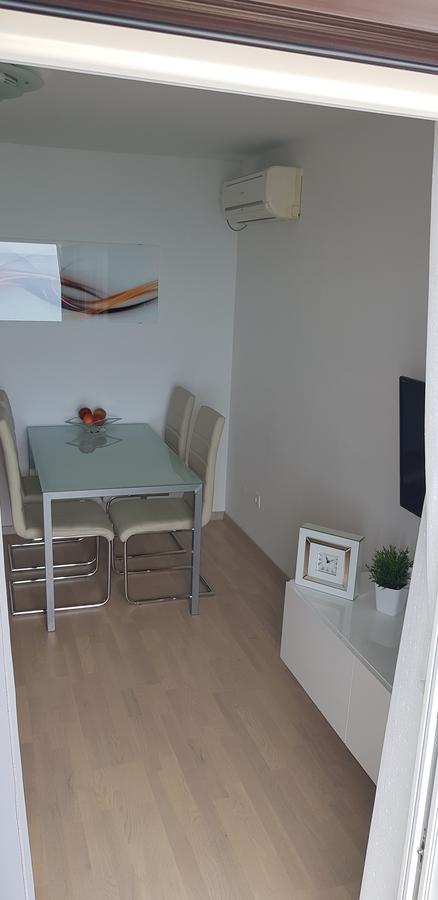 Apartments Petricevic Podstrana Exterior photo